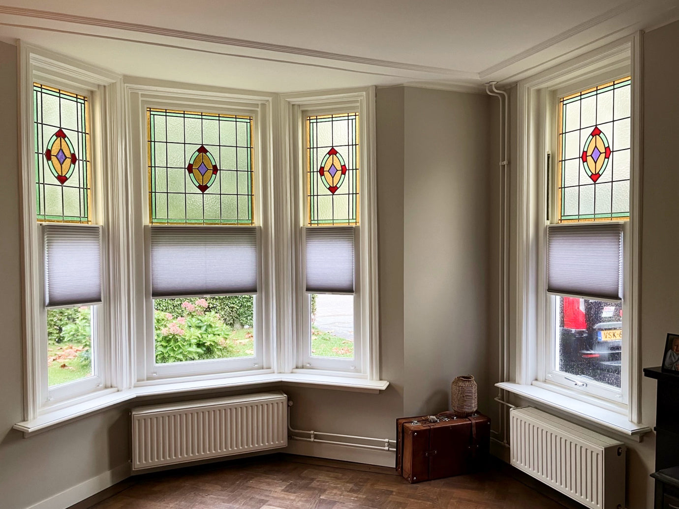 Semi-transparante LivingLux® Duette Shades geplaatst in Heeze