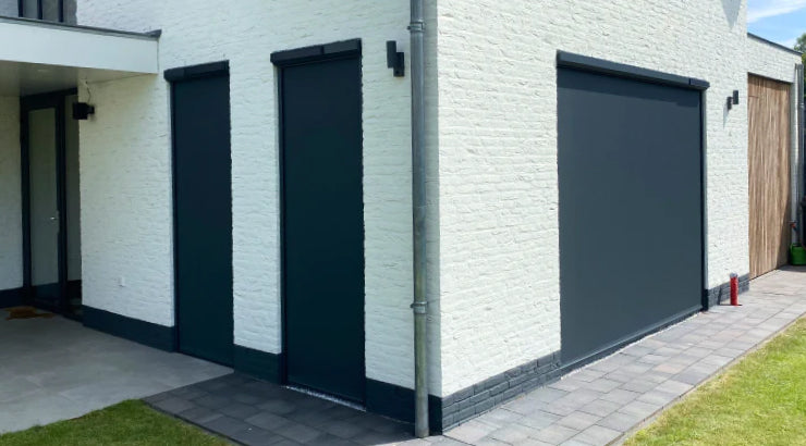 Screens op zonne-energie
