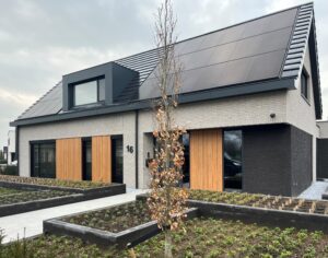 buitenjaloezieen, louvresysteem, sunshield, livium, buitenlamellen